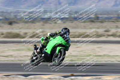 media/Jan-15-2026-Racers Edge (Thu) [[dfebeb70ab]]/3-B Group/Session 2 (Turn 11)/